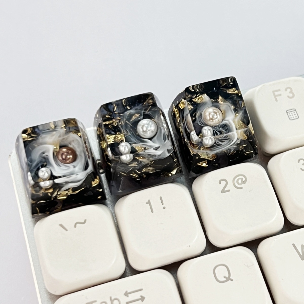 Custom Resin Backlit Metal Foil Keycap for Mechanical Keyboards Custom Resin Backlit Metal Foil Keycap for