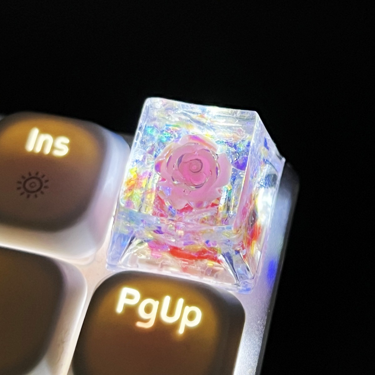 Cute DIY Mechanical Gaming Keyboard with Custom Keycaps Cute DIY Mechanical Gaming Keyboard with Custom