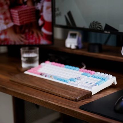 Wooden Wrist Rest for Mechanical Keyboards and Mice