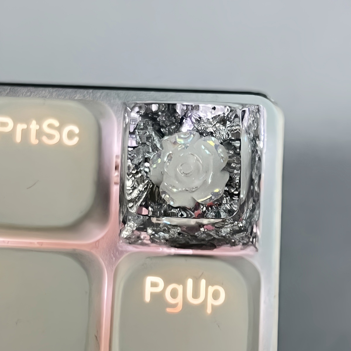 Cute DIY Resin Gaming Mechanical Keyboard Keycaps Cute DIY Resin Gaming Mechanical Keyboard Keycaps